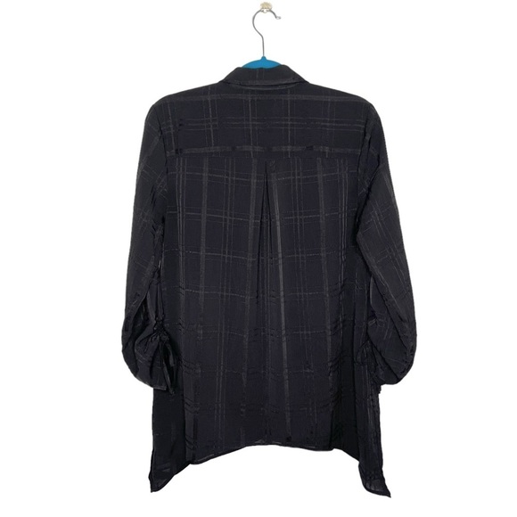 New Directions Black Grid Ruched Sleeve Shark Bite Hem Blouse - Picture 5 of 10